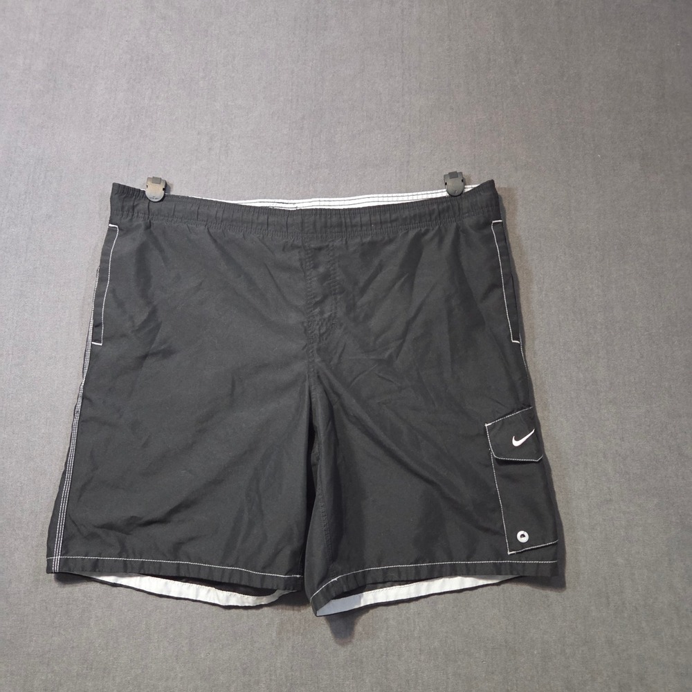 Nike Board Shorts Mens Large Black Contrast Stitch Cargo Pocket Swim Trunks